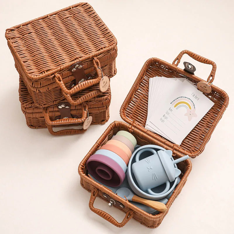 Vintage Style Baby Gift Box. 7Pcs