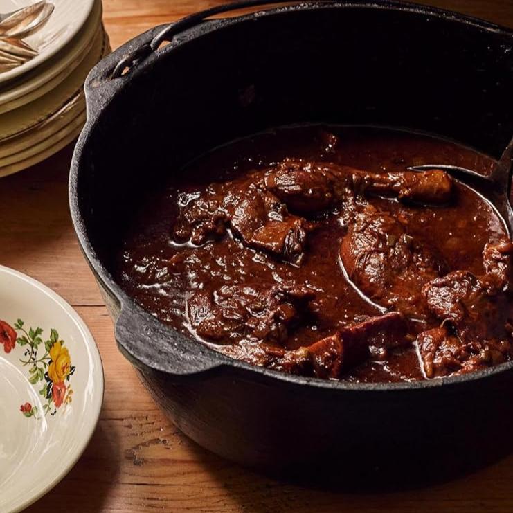 Bayou : Feasting Through the Seasons of a Cajun Life