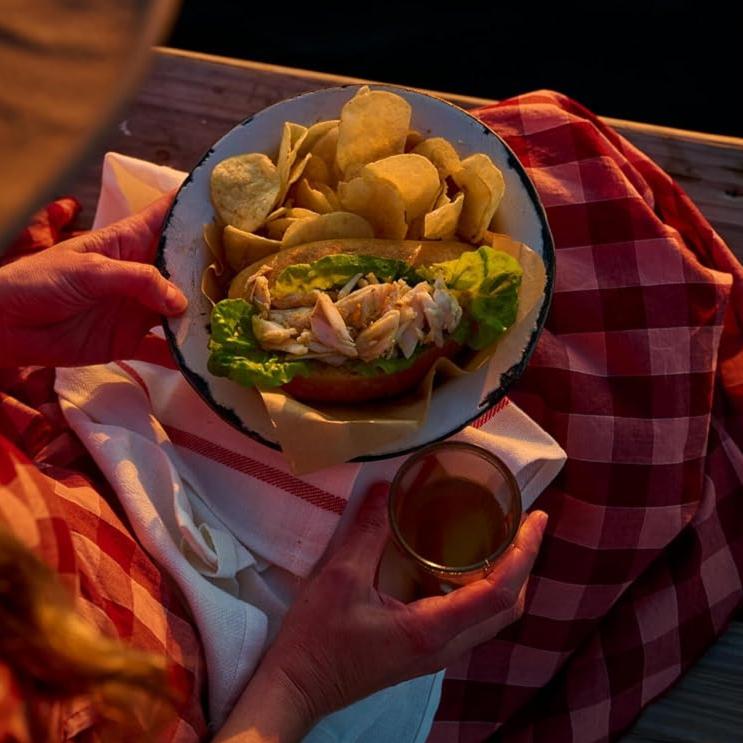 Bayou : Feasting Through the Seasons of a Cajun Life