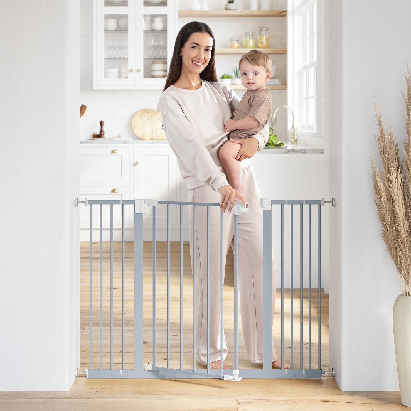 Baby Safety Gate by Comfy Cubs
