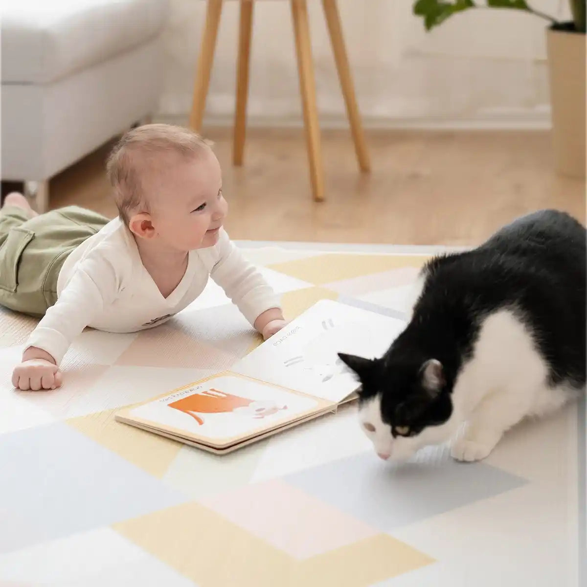 Tiny Land® Double-Sided Baby Playmat Urban Zoo Adventure - Kidtoycart