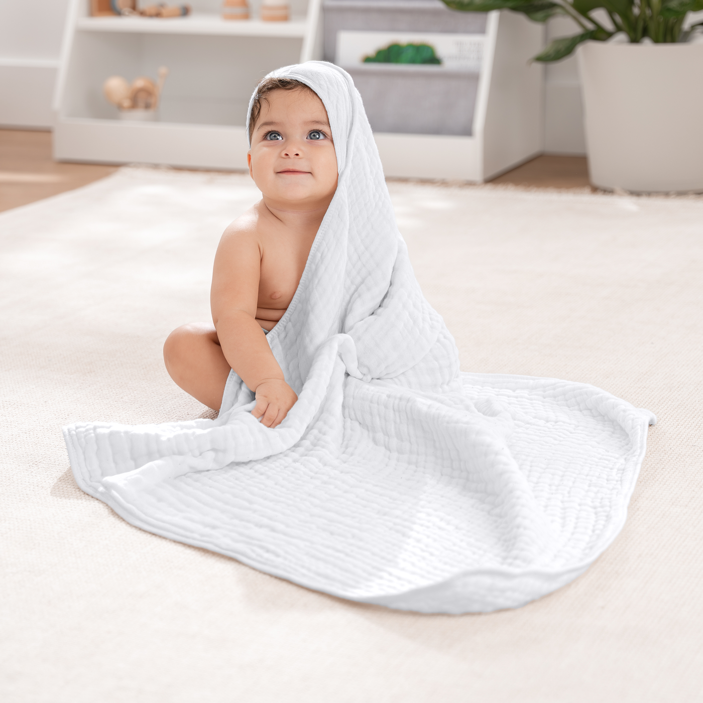 Baby Hooded Towels by Comfy Cubs - White