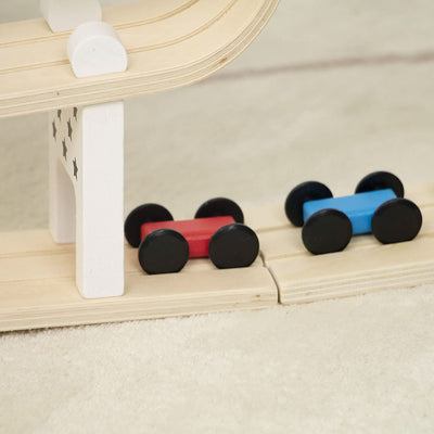 Avenlur Wooden Car Ramp – Fast, Fun, and Educational