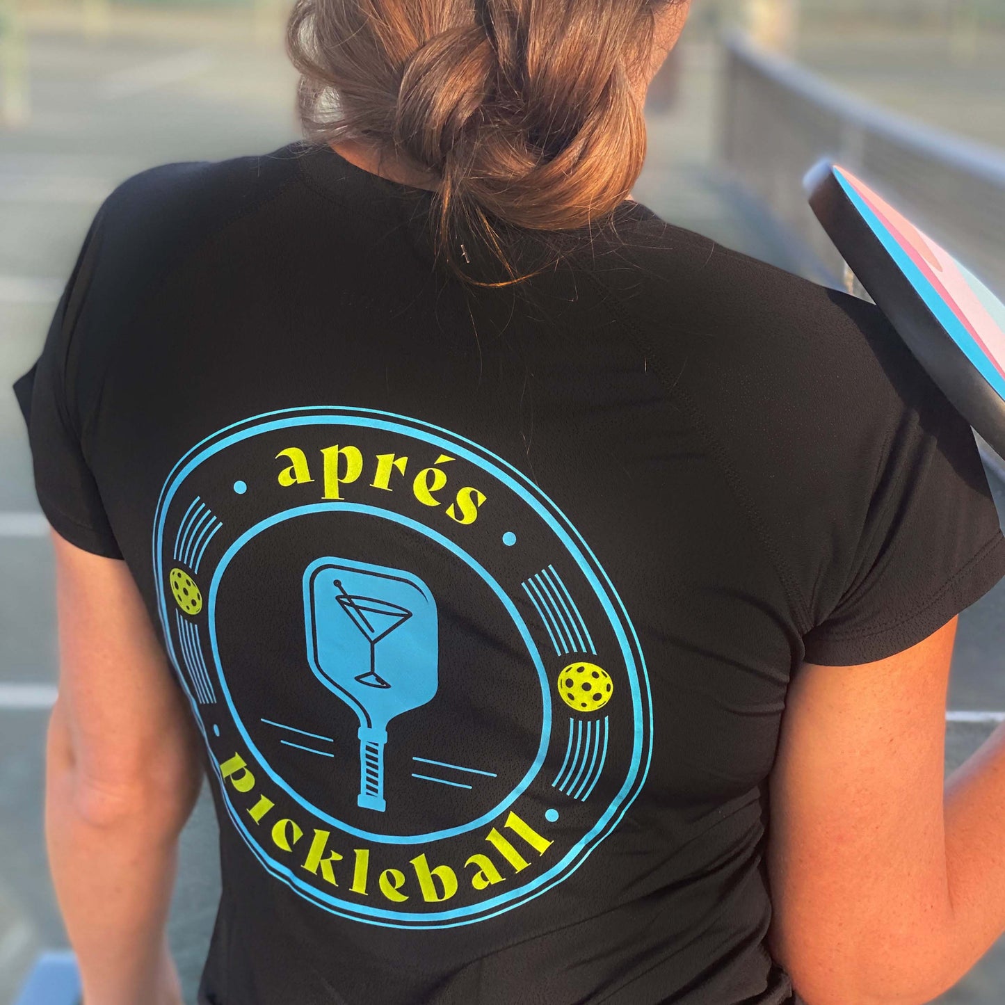 Women's Aprés Pickleball Performance Shirt