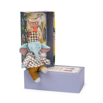 Pablo the Elephant - The Minouchkas