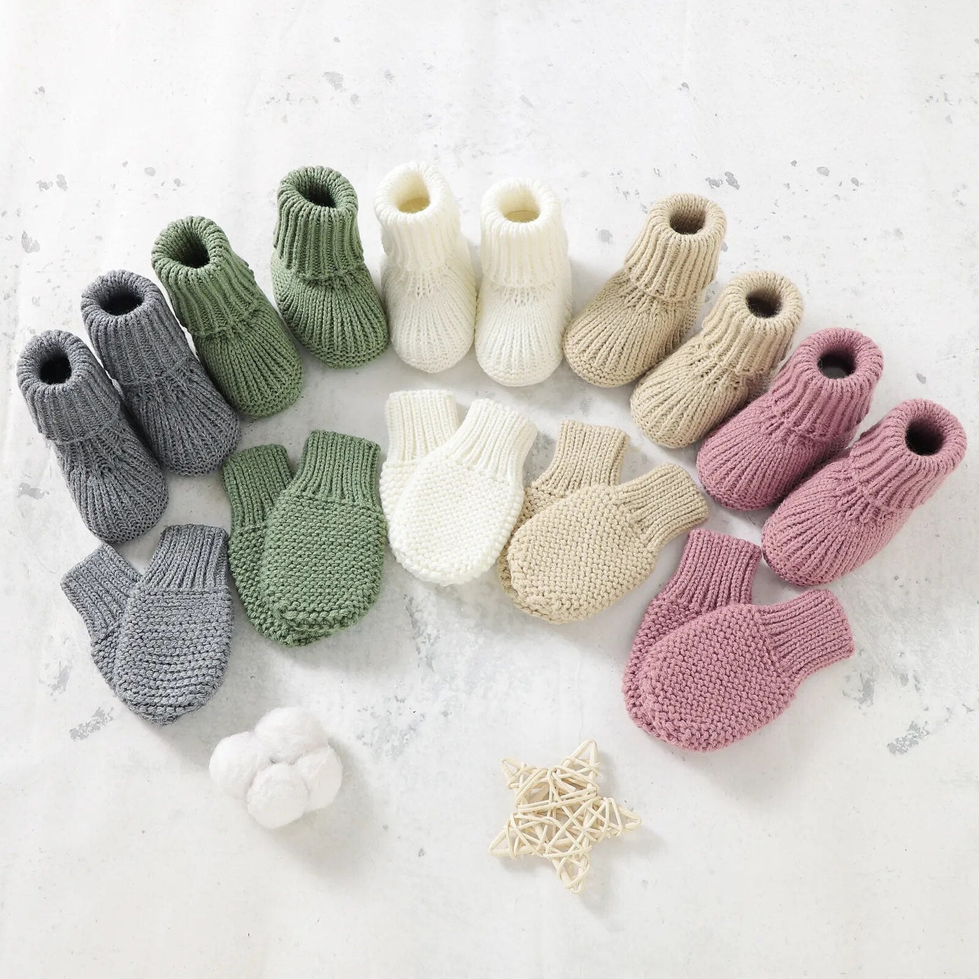 Newborn Knit Socks With Knit Mitten Gloves