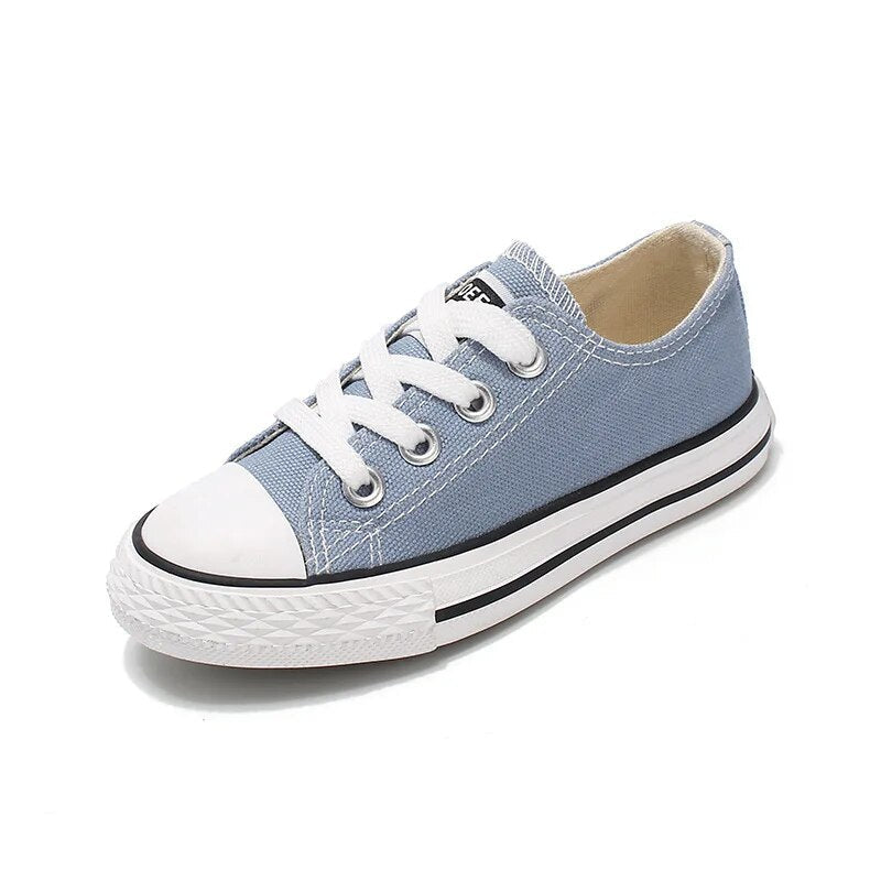 Lace Up Solid Color Canvas Sneakers