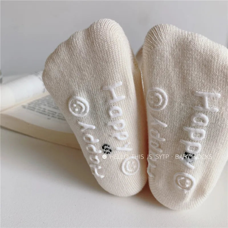 Animal Outlined Soft Floor Socks