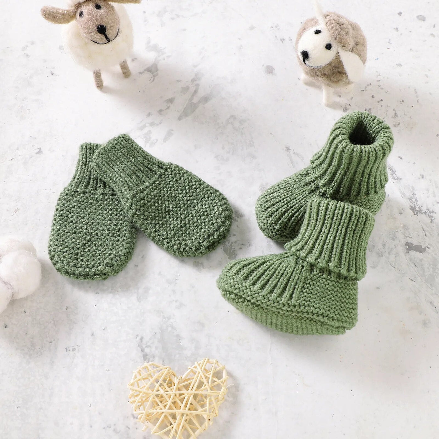 Newborn Knit Socks With Knit Mitten Gloves