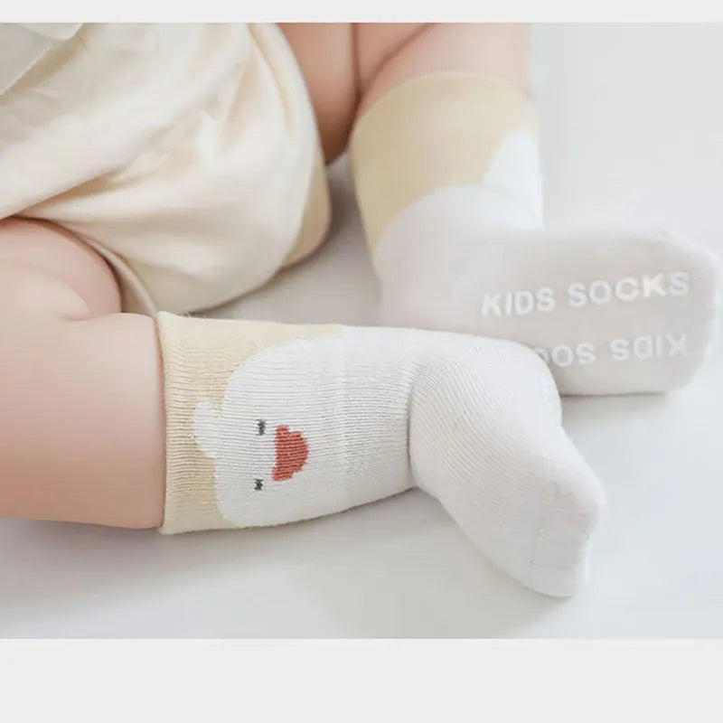 5 Pairs Comfy Cartoon Midi Socks