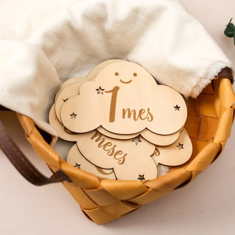 Spanish English Wooden Baby Milestone Card For Newborns