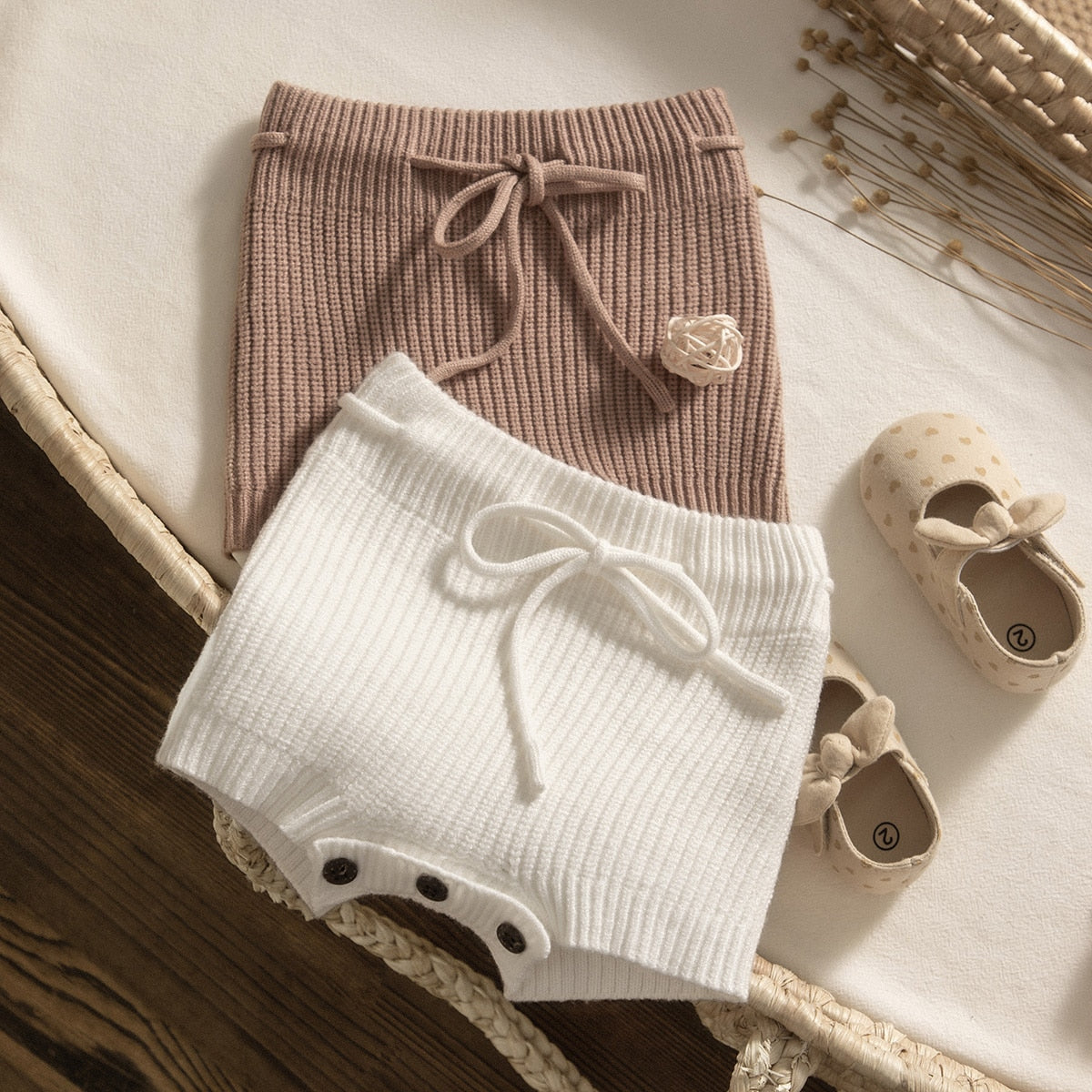 Baby Girls Solid Color Knit Shorts