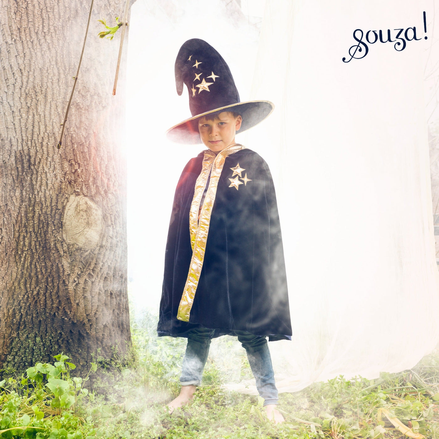 Wilfred - Magician Cape