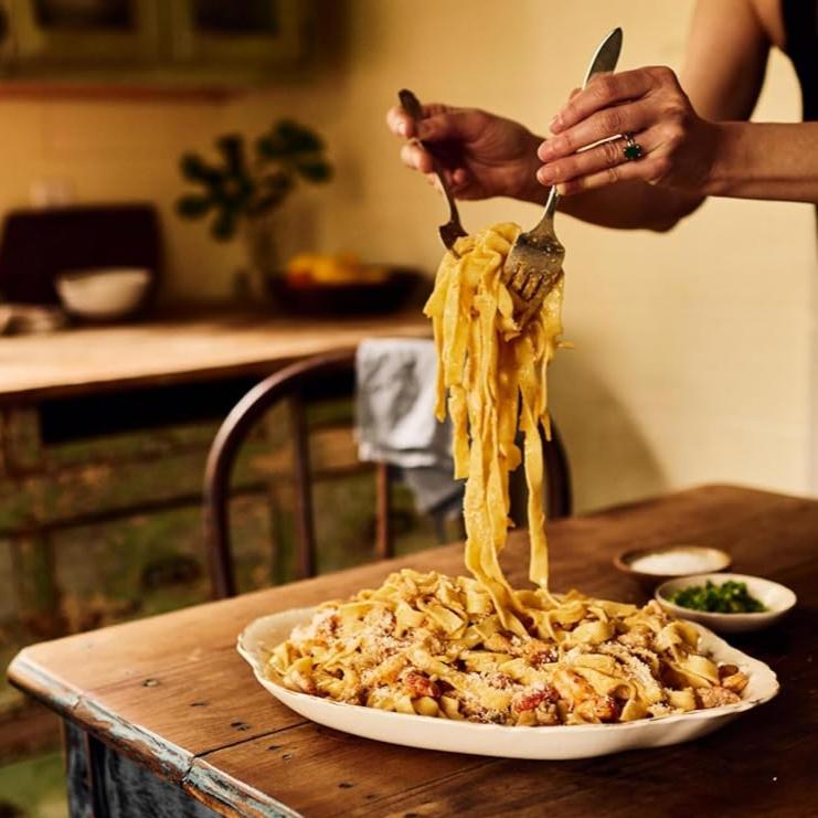 Bayou : Feasting Through the Seasons of a Cajun Life