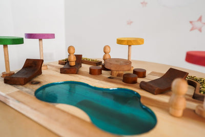 QToys  GNOMES RESORT