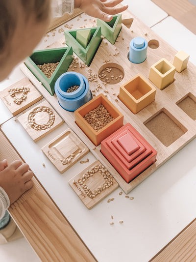 QToys 3D sorting and nesting board