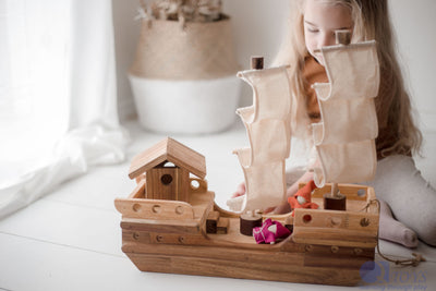 QToys Wooden Pirate Ship