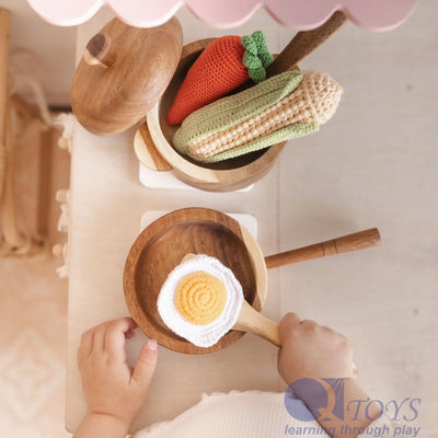 QToys MAHOGANY PAN & POT SET