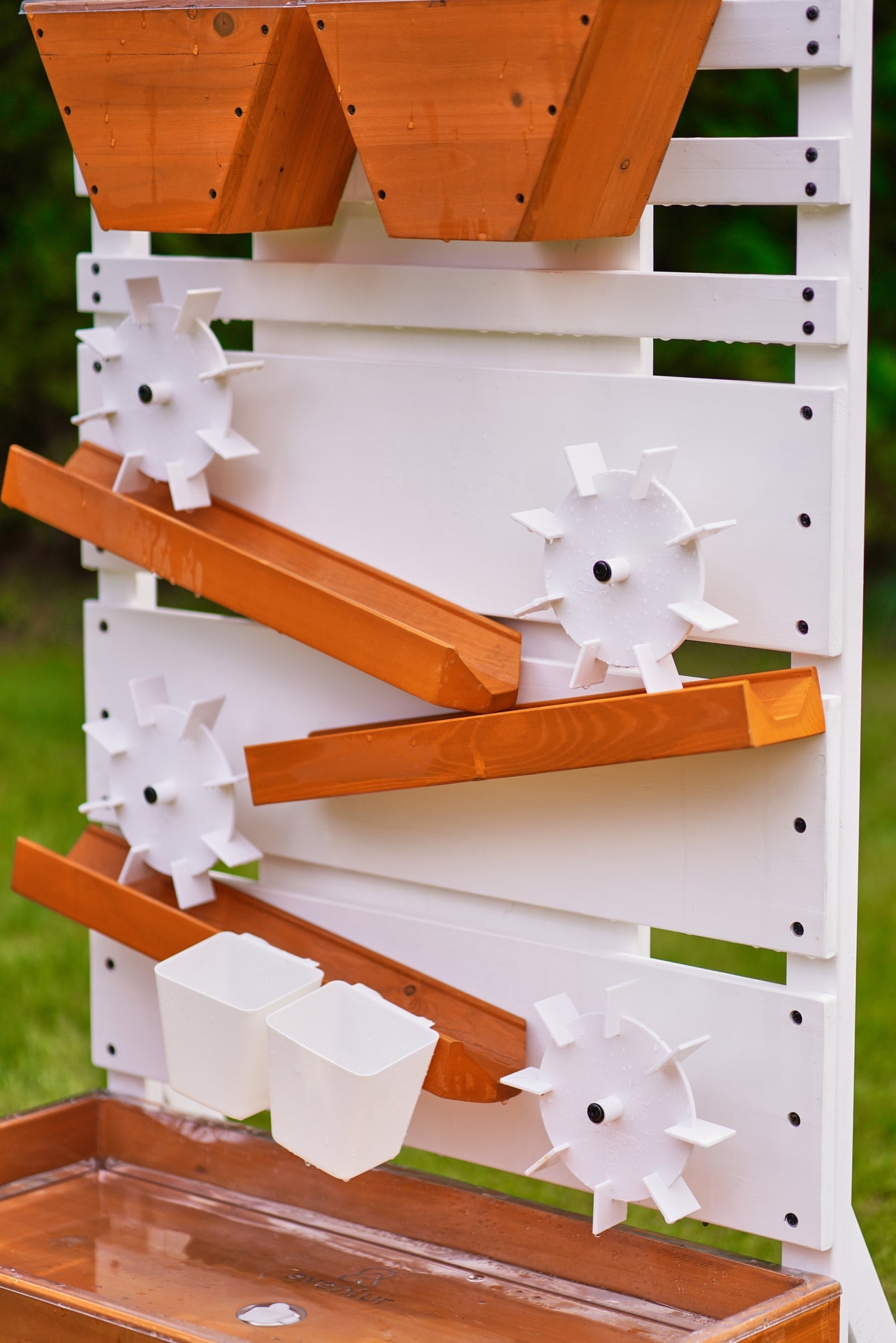 Avenlur Large Wooden Water Table – Multi-Level Sensory Play with Water Wheels & Tabletop