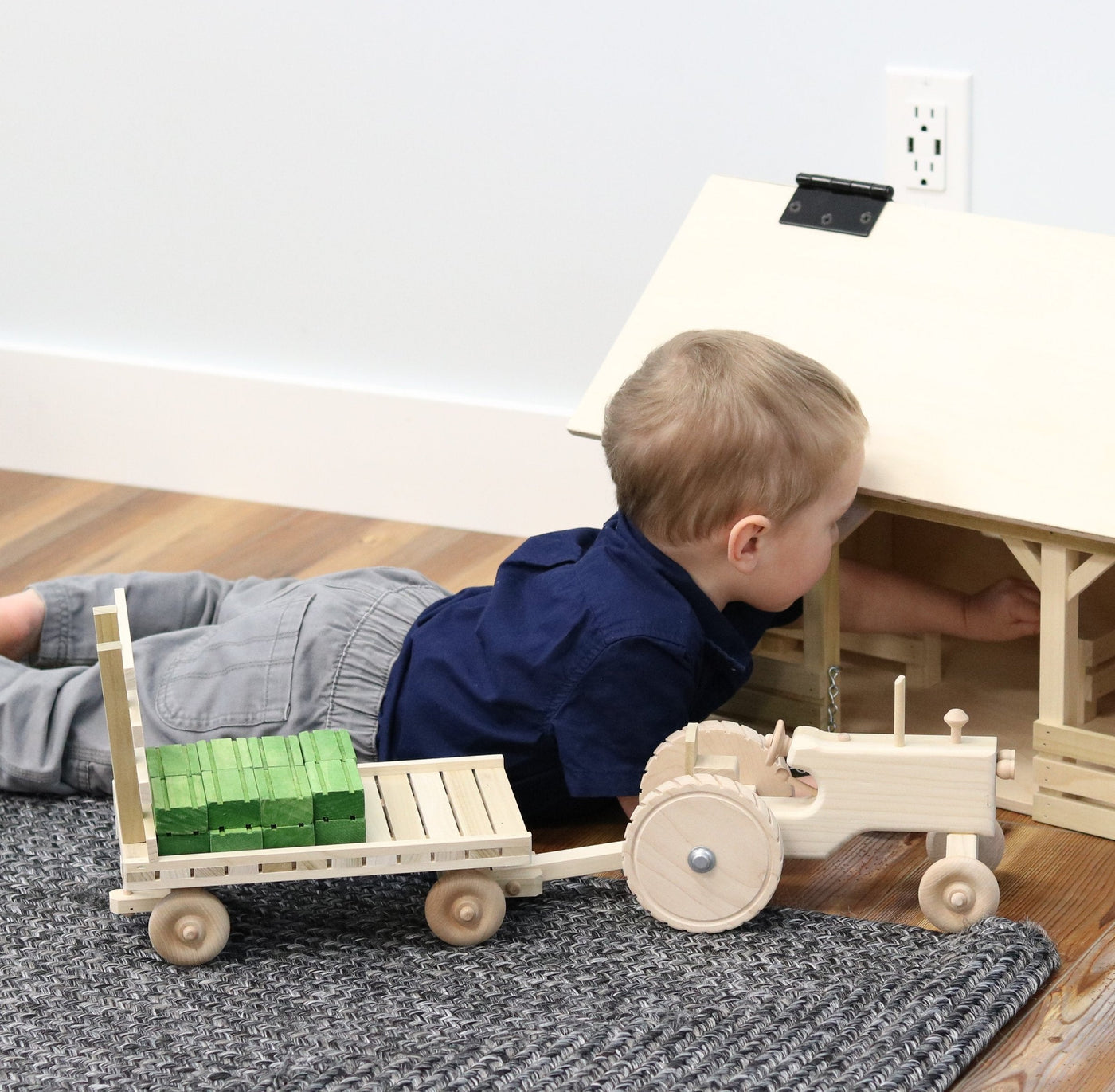 Amish-Made Wooden Toy Tractor & Hay Wagon Set with Hay Bales - Kidtoycart