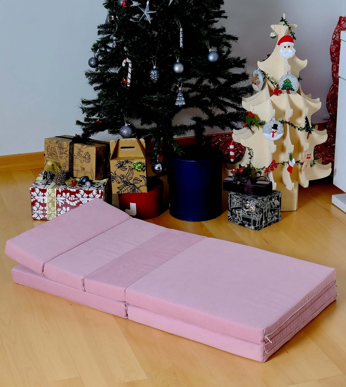 Transformable Kids Play Mat and Couch for Playtime and Relaxation