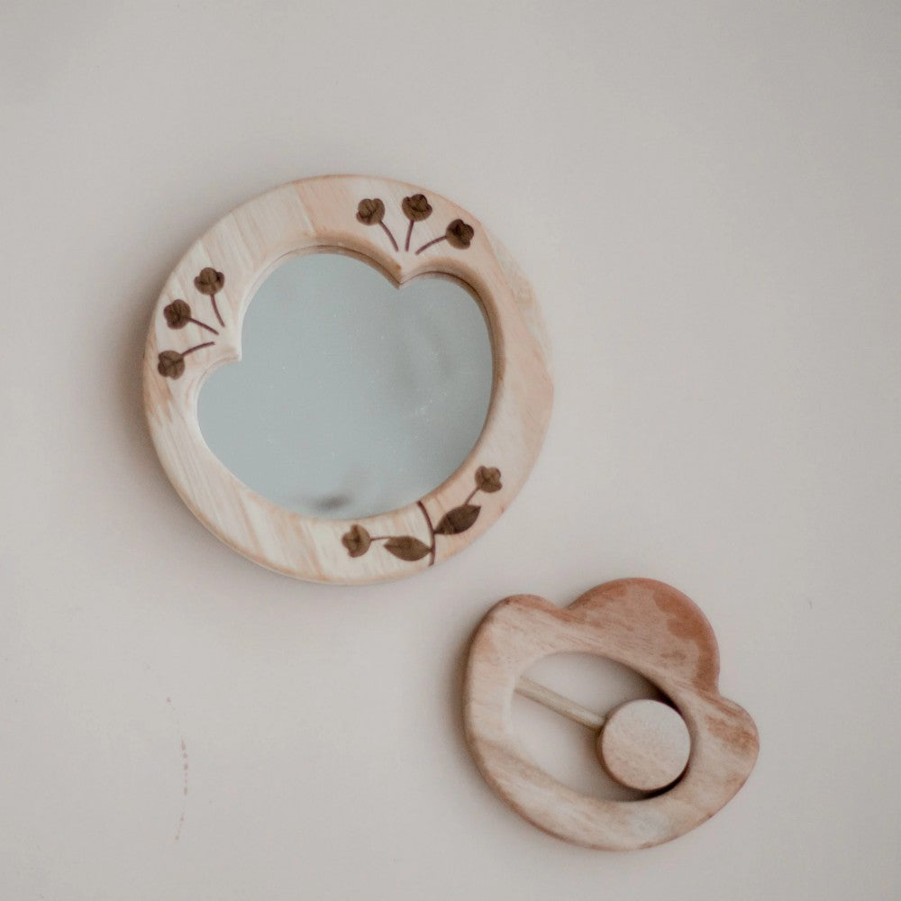 QToys  Flower rattle and baby mirror set